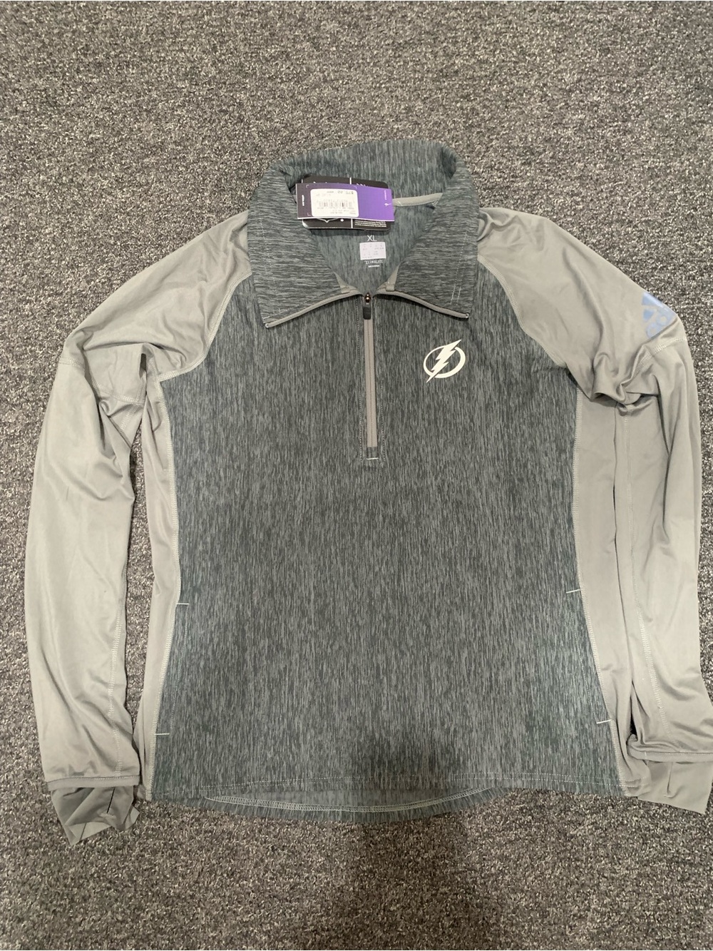 Woman’s adidas top